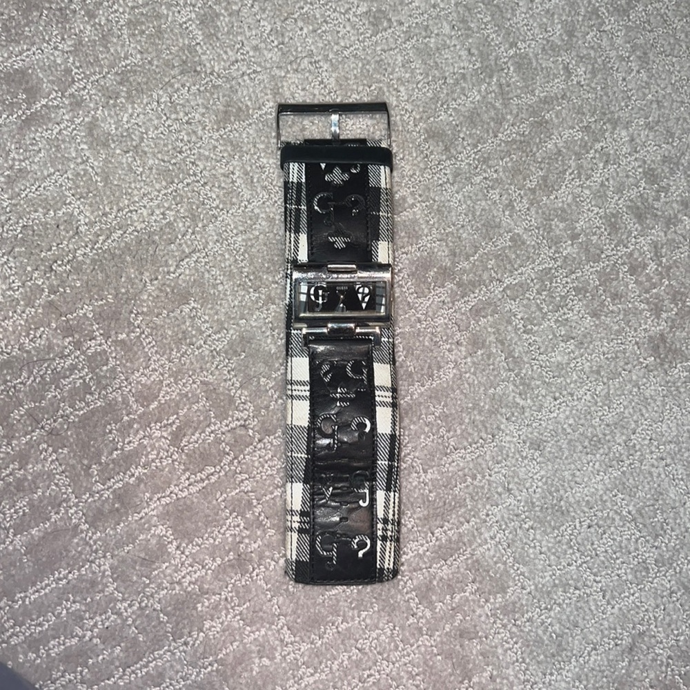 Guess Bracelet Watch